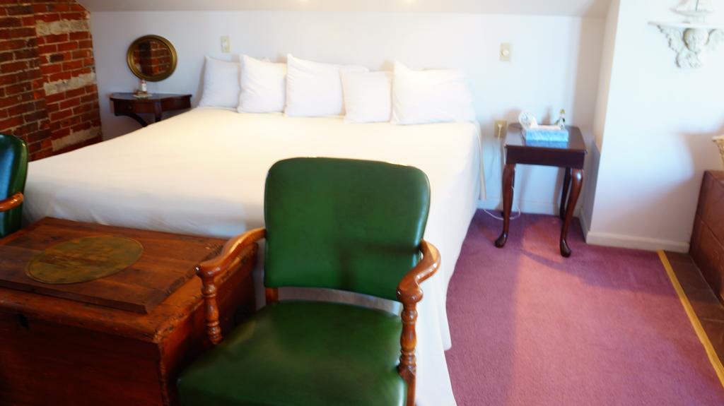 Harbor Haus Inn & Suites Hermann Δωμάτιο φωτογραφία