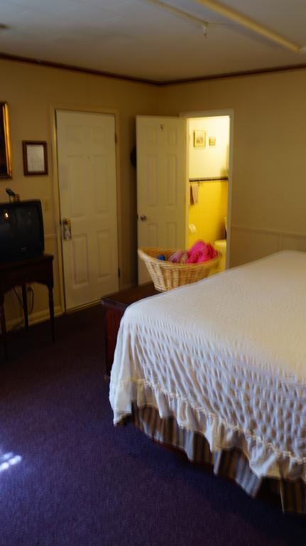 Harbor Haus Inn & Suites Hermann Δωμάτιο φωτογραφία